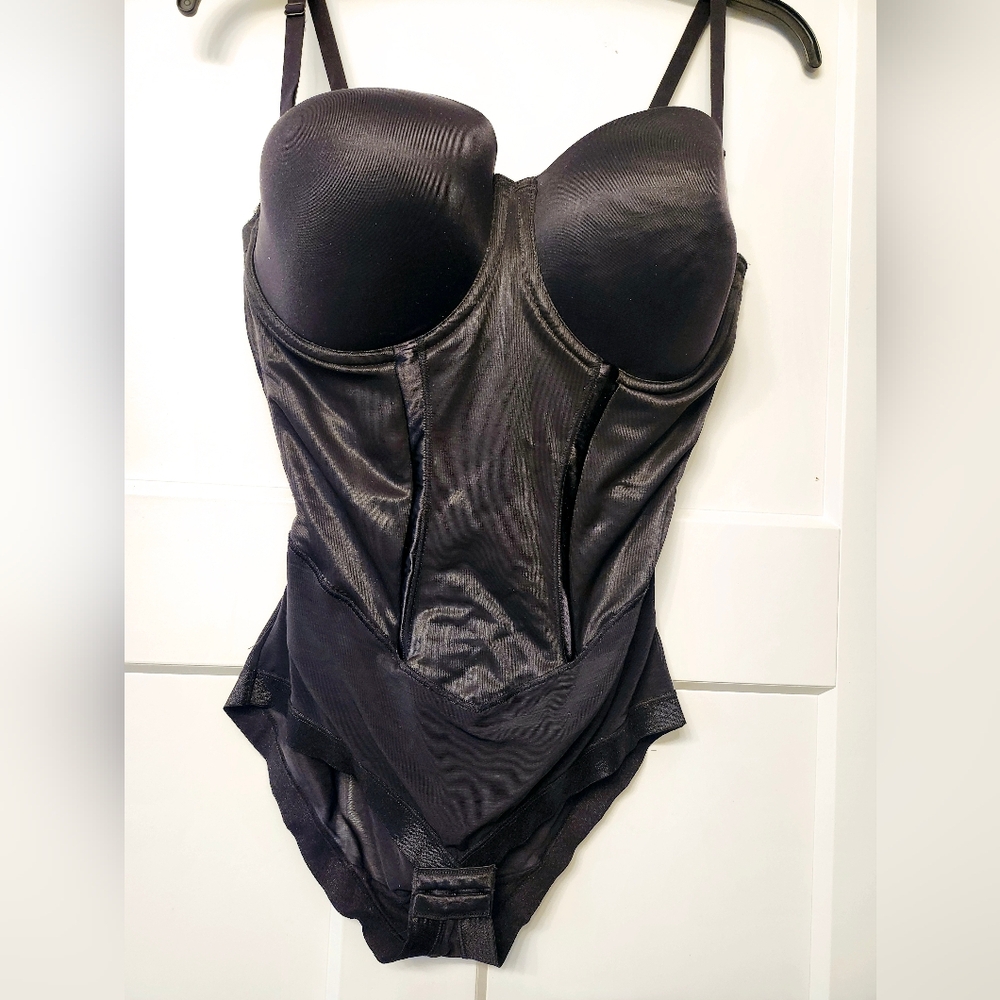 Black Strapless Bodysuit - Picture 2 of 6